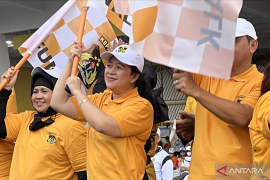 Ketua DPR RI imbau masyarakat untuk tetap terapkan prokes di area publik