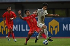 Thailand Kalahkan Nyanmar 3-0 Page 1 Small