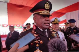 Polres Paniai bubarkan massa anarkis di Enarotali