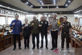 MKD DPR RI sosialisasikan TNKB khusus anggota DPR ke Bali