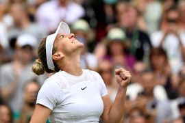 Simona Halep melenggang ke semifinal setelah kalahkan Amanda Wimbledon