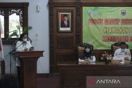 Belasan kerupuk dan mie di Batang mengandung Rhodamin B