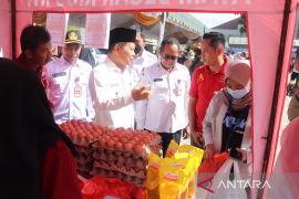 Disdag gelar pasar murah di 13 kabupaten kota di Kalsel