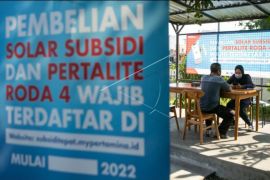 Pengamat: Penetapan kriteria konsumen penerima subsidi BBM harus adil