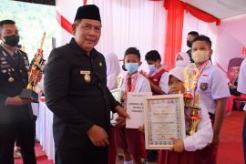 Bupati Kayong Utara harap Polisi ungkap kasus narkoba hingga ke desa