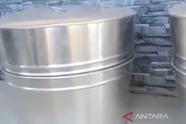 Pemkab Karawang patenkan alat kukus ikan pindang berbahan logam