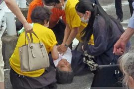 Mantan PM Shinzo Abe ditembak, tersangka bekas anggota Pasukan Bela Diri Jepang