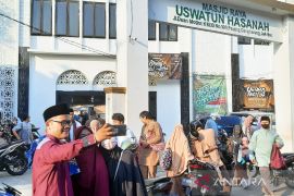 Masjid Raya Uswatun Hasanah Jakbar laksanakan Shalat Idul Adha