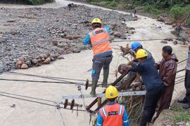 PLN Ambon gerak cepat pulihkan gangguan listrik dampak cuaca ekstrem