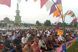 Ribuan jamaah Shalat Idhul Adha  di Lapangan Reformasi Deli Serdang