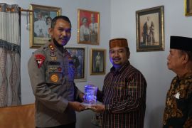 Polda Sulbar bersama Raja Mamuju bersinergi jaga kelestarian budaya