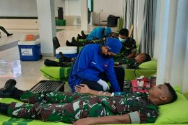Donor darah Korem 091/ASN berhasil kumpulkan 76 kantong