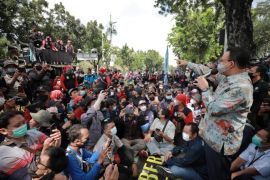 PTUN batalkan Keputusan Gubernur DKI Anies Baswedan soal UMP 2022