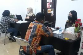 Penyidik periksa 15 saksi dugaan korupsi di RSUD Haulussy, usut tuntas