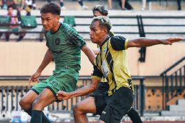 Penonton kecewa pertandingan dibatalkan, manajemen PSPS Riau minta maaf