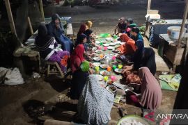 Tingginya tingkat solidaritas perempuan dalam adat kawin di Balangan