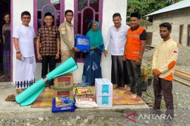 Pemkab Nagan Raya salurkan bantuan masa panik untuk korban angin kencang