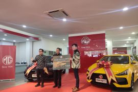 Serah terima MG 5 GT dilakukan serentak di seluruh Indonesia