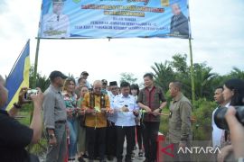 Satono resmikan enam jembatan dari anggaran non-APBD