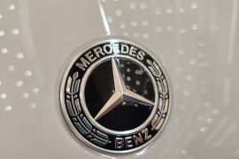 Mercedes Benz berencana investasi Rp18,4 triliun di Spanyol