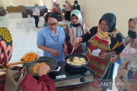 Indocement latih UMKM mengolah pangan