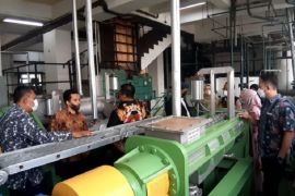 Kemenperin tengah kembangkan mesin olah limbah sawit jadi bahan baku kertas