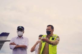 Bupati Kapuas Hulu menelpon Menhub terkait penerbangan Putussibau-Pontianak