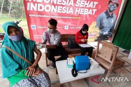 Binda DIY menggandeng Dinkes Kulon Progo percepatan vaksinasi booster