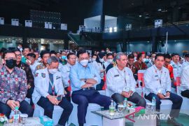 AKPSI dan APDESI akan selesaikan masalah sawit di daerah