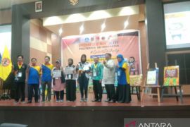 Poliban tambah dua medali perak di cabang kaligrafi di Porseni