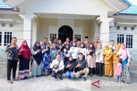 Puluhan anak tertinggal di Meranti dapat beasiswa dari Kementerian Pendidikan