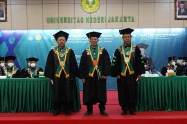 Wakil Rektor UNJ dikukuhkan jadi Guru Besar Fakultas Teknik