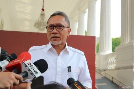 Mendag Zulkifli Hasan targetkan harga TBS sawit naik jadi Rp2.400