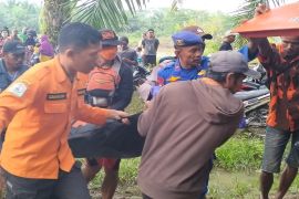 Korban hanyut ditemukan meninggal dunia 10 km dari lokasi kejadian