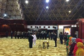 Lantik dua Pj bupati, ini pesan Pj Gubernur Aceh