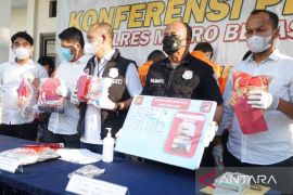 Dua pengedar sabu di Bekasi terancam hukuman mati