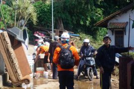 Pemkab Garut verifikasi data rumah yang terdampak banjir bandang