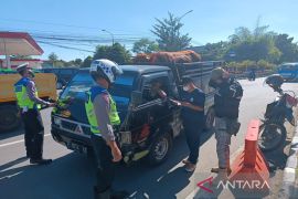 Mahasiswa Polbangtan Kementan aktif turun lapangan cegah PMK