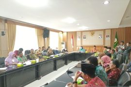 Pemprov Bengkulu minta Kementerian ESDM tinjau ulang izin tambang besi