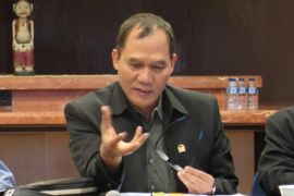 Bambang Haryo: Tinjau ulang kebijakan syarat vaksin booster