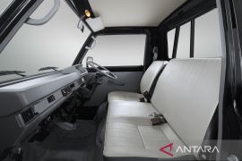 Alasan L300 pertahankan posisi tuas persneling di leher setir