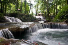Bone Bolango akan buat paket wisata petualangan Lombongo-Pilaweanto