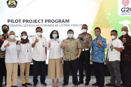Pemerintah pusat perkuat program konversi 1.000 motor BBM ke listrik