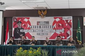 Kejati Sumbar: Dua buronan kasus korupsi ditangkap sepanjang 2022