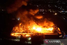 Pabrik pupuk terbakar hingga target ambisius Persis Solo