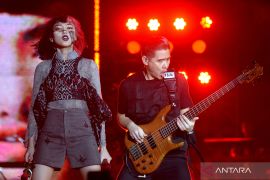 Konser Lexicon Isyana Sarasvati