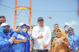 Wali Kota Medan pelajari pembangunan rumah apung di Tanjungpinang