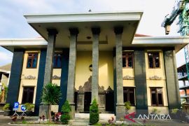 Mantan Kadinsos Karangasem dipenjara 1,6 tahun penjara