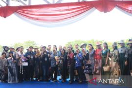 Diandra Busana kolaborasi desainer nasional tampilkan busana UMKM Kalsel