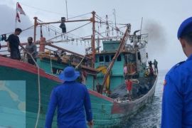 KM Sinar Jaya terbakar di Laut Natuna akibat korsleting listrik